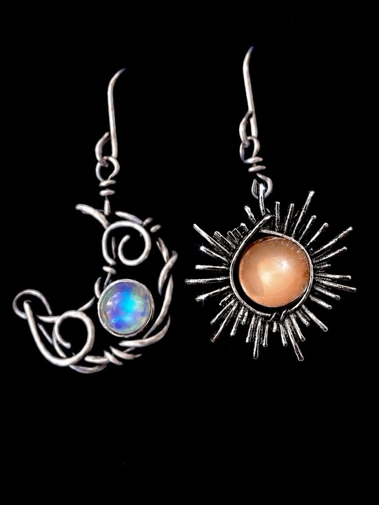 Free People Jewelry - Bohemian Astrology Sun Moon Silver Wire Wrapped Celestial Stone Mismatch Dangles